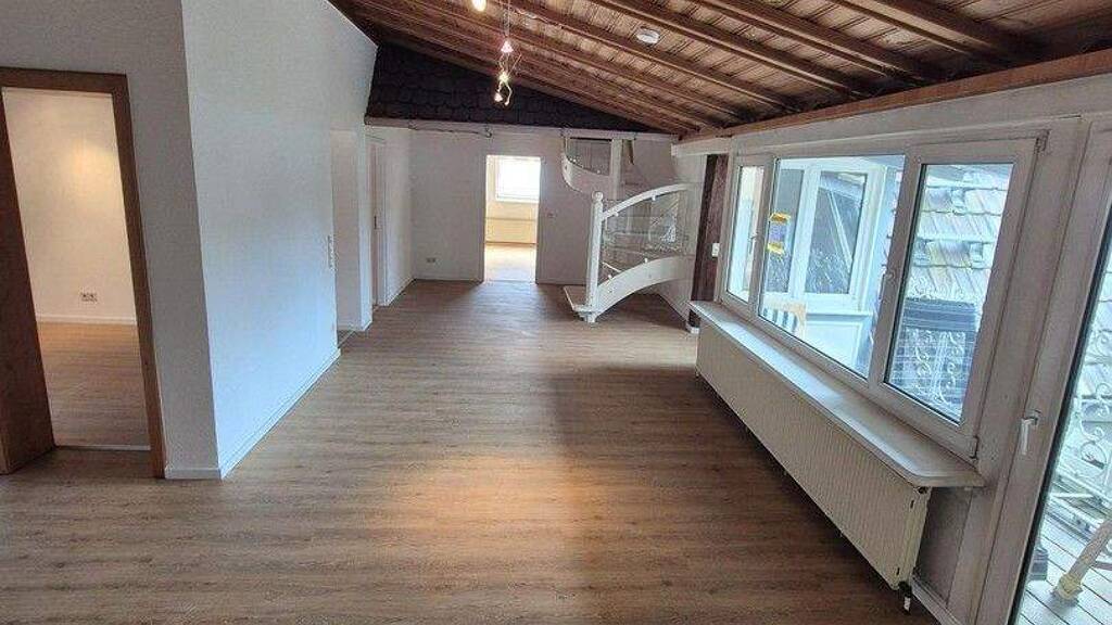 Maisonette zur Miete 1.400 € 5 Zimmer 168 m² 1. Geschoss frei ab 01.05.2026 Friedrichstr. 15 Bretten 75015