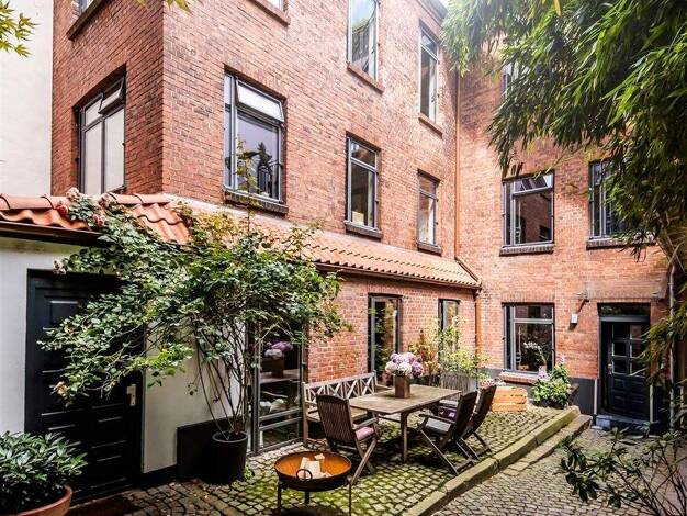 Stadthaus zum Kauf 4 Zimmer 205 m² 400 m² Grundstück Rotherbaum Hamburg 20148