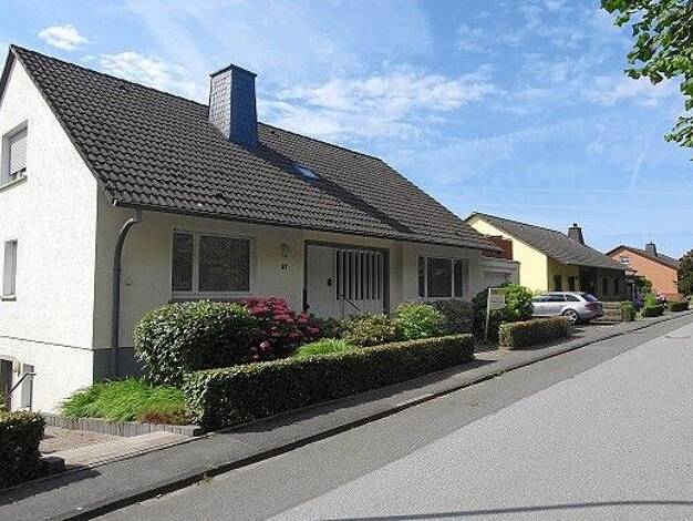 Einfamilienhaus zum Kauf 292.000 € 8 Zimmer 225 m² 620 m² Grundstück Sichtigvor Warstein-Sichtigvor 59581