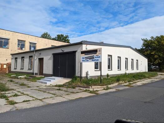 Lagerhalle zur Miete provisionsfrei 400 m² Lagerfläche teilbar ab 60 m² Badstraße 30 Radeberg 01454