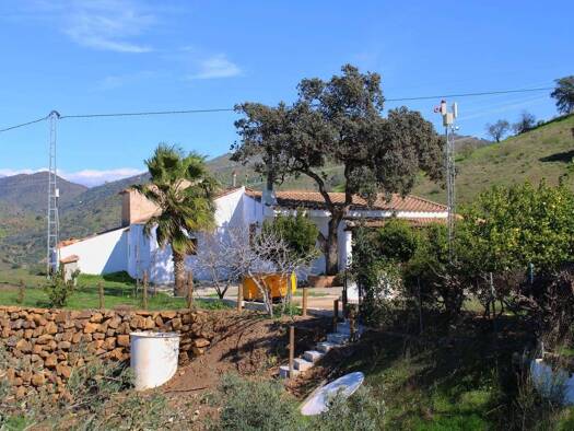 Acker-/Waldstück zum Kauf 275.000 € Álora 29500