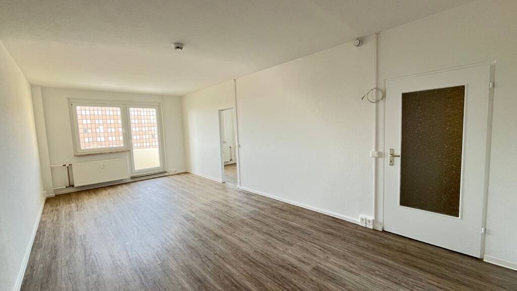 Wohnung zur Miete 319 € 3 Zimmer 70 m² 5. Geschoss frei ab sofort Moseler Straße 10 Pölbitz Zwickau 08058