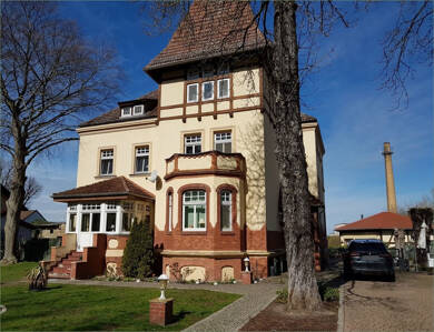 Haus zum Kauf 250.000 € 9,5 Zimmer 312 m² 2.863 m² Grundstück Torgauer Straße 76 Annaburg Annaburg 06925