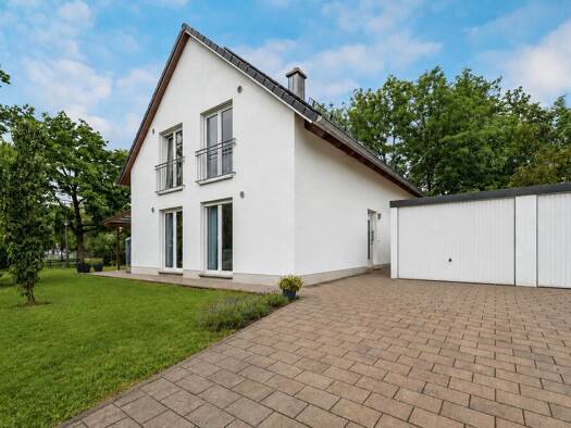 Einfamilienhaus zum Kauf 795.000 € 5 Zimmer 135 m² 791 m² Grundstück Langenpreising Langenpreising 85465