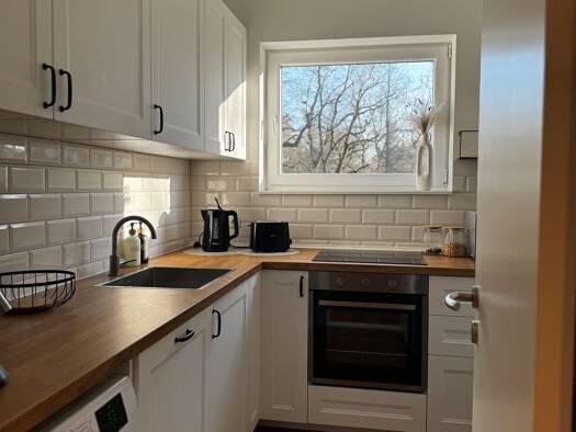 WG-Zimmer zur Miete 1.900 € 3 Zimmer 70 m² Geschoss 2/3 frei ab 04.05.2026 Lankwitz Berlin 12249