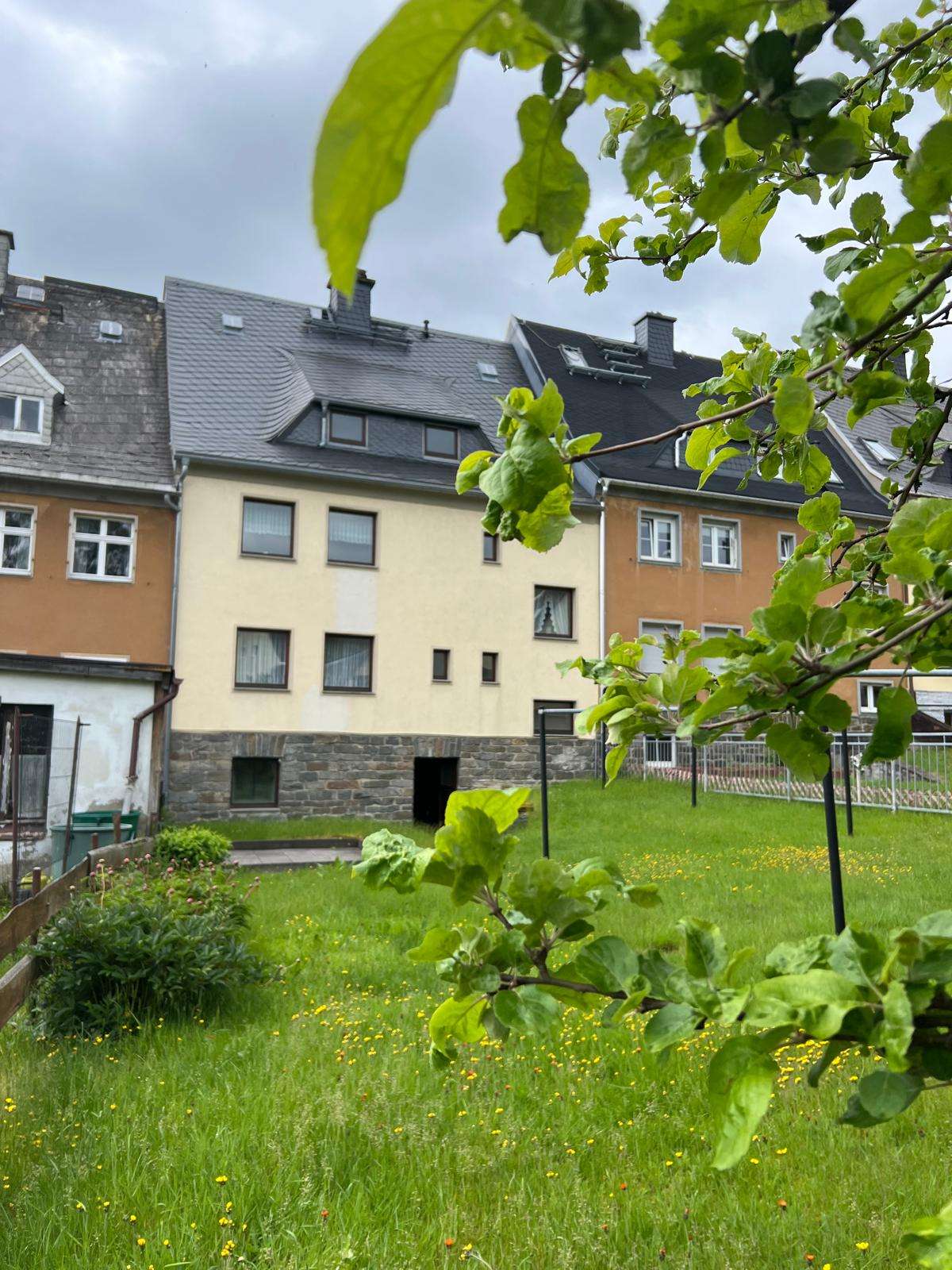 Reihenmittelhaus zum Kauf 147.000 € 4 Zimmer 130 m²<br/>Wohnfläche 460 m²<br/>Grundstück Annaberg Annaberg-Buchholz 09456