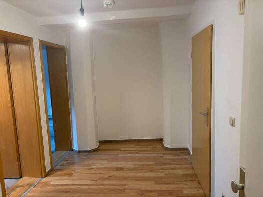 WG-Zimmer zur Miete 1.200 € 80 m² Geschoss 1/3 frei ab 01.10.2026 Lange-Geismar-Straße 30 Göttingen Göttingen 37073