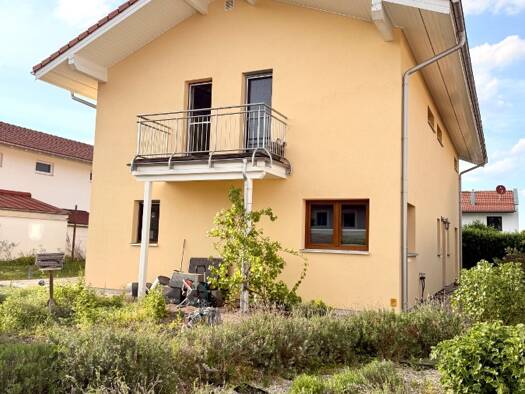 Einfamilienhaus zum Kauf 690.000 € 7,5 Zimmer 192 m² 680 m² Grundstück Ponlach Tittmoning 84529