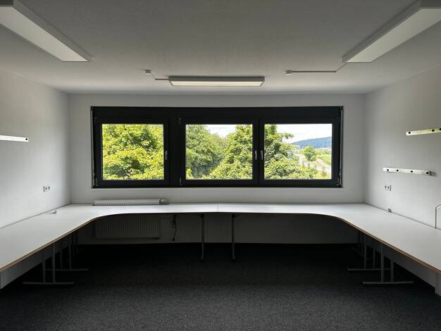 Bürofläche zur Miete provisionsfrei 550 € 46,8 m² Bürofläche Hardstraße 1 Steißlingen 78256