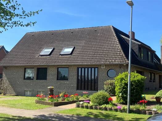 Mehrfamilienhaus zum Kauf provisionsfrei 749.000 € 13 Zimmer 274 m² 1.000 m² Grundstück frei ab sofort Melchiorshausen Weyhe 28844