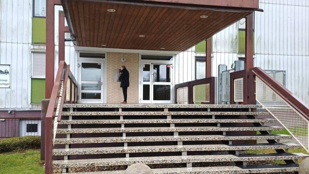 Wohnung zum Kauf 110.000 € 3 Zimmer 75 m² 8. Geschoss Im Altseiterstal Innenstadt Neunkirchen 66538