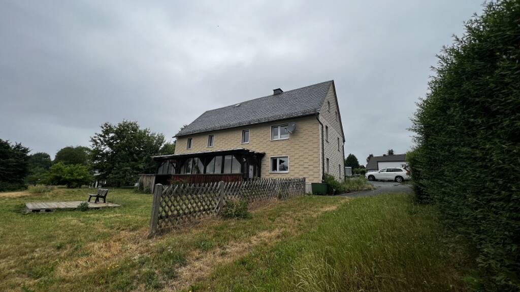 Haus zum Kauf 199.500 € 5 Zimmer 150 m² 1.212 m² Grundstück Obersteben Bad Steben 95138
