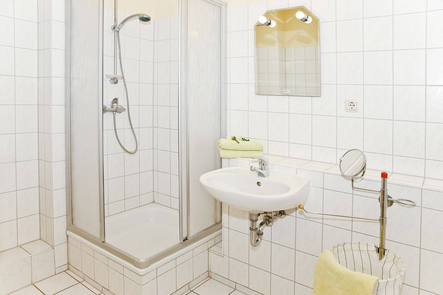 Property thumbnail 9