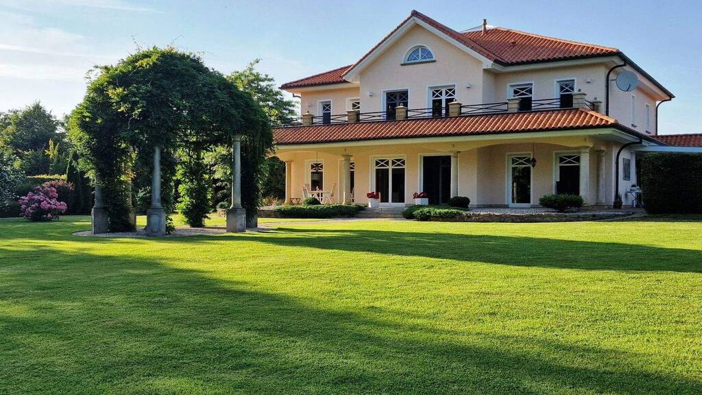 Villa zum Kauf provisionsfrei 1.199.000 € 6 Zimmer 358 m² 2.958 m² Grundstück Ostrhauderfehn 26842