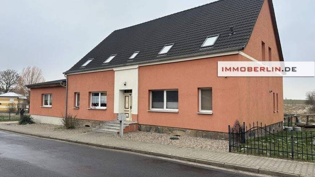 Mehrfamilienhaus zum Kauf 439.000 € 10 Zimmer 915 m² 1.500 m² Grundstück Lüdersdorf Parsteinsee 16248