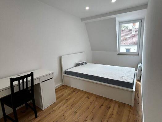 Wohnung zur Miete Wohnen auf Zeit 400 € 1 Zimmer 10,3 m² frei ab sofort Grobestraße 4 Muggenhof Nürnberg 90429