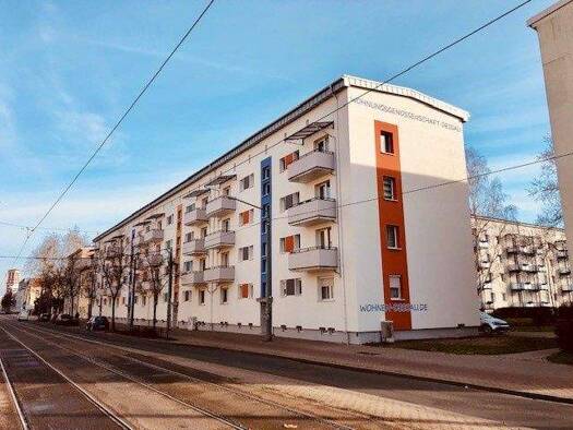 Wohnung zur Miete 325 € 2 Zimmer 49,1 m² 3. Geschoss frei ab 01.02.2026 Franzstraße 133 Innenstadt Dessau-Roßlau 06842