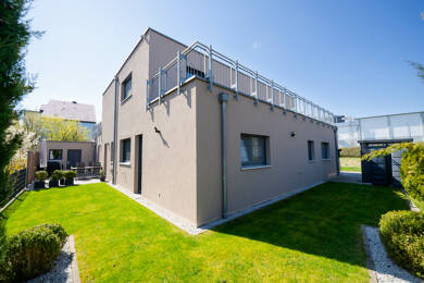 Mehrfamilienhaus zum Kauf 1.390.000 € 6 Zimmer 300 m² 568 m² Grundstück Gerbrunn 97218