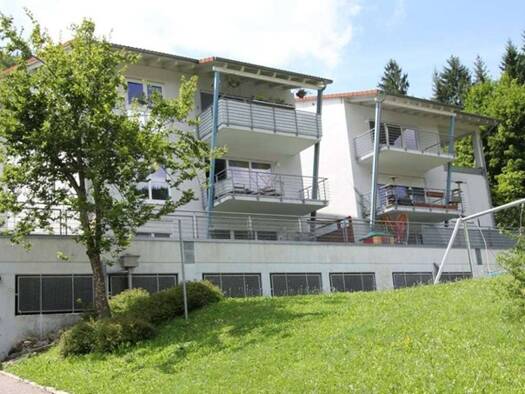 Wohnung zur Miete 1.150 € 4 Zimmer 107 m² Geschoss 1/3 frei ab 01.04.2026 Im Jokental 18 Immendingen 78194