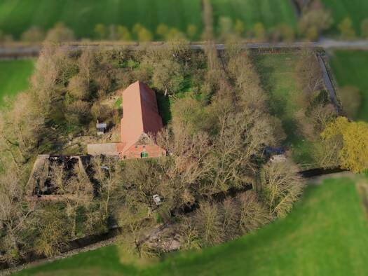 Einfamilienhaus zum Kauf 185.000 € 5 Zimmer 150 m² 14.406 m² Grundstück frei ab sofort Oldenbrok-Altendorf Ovelgönne 26939