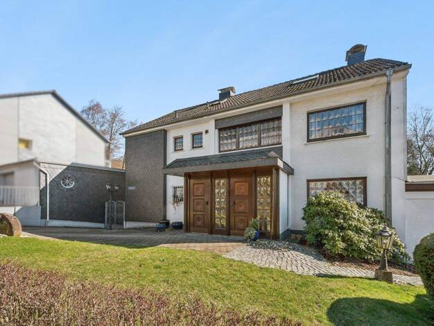 Mehrfamilienhaus zum Kauf 629.000 € 13 Zimmer 335,9 m² 906 m² Grundstück Ronsdorf Wuppertal 42369