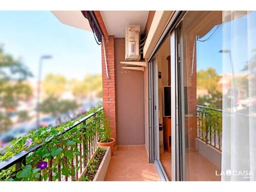 Wohnung zum Kauf 360.000 € 4 Zimmer 101 m² l'Hospitalet de Llobregat 08902