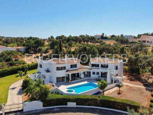 Einfamilienhaus zum Kauf 1.150.000 € 4 Zimmer 355 m² 2.851 m² Grundstück Portimão