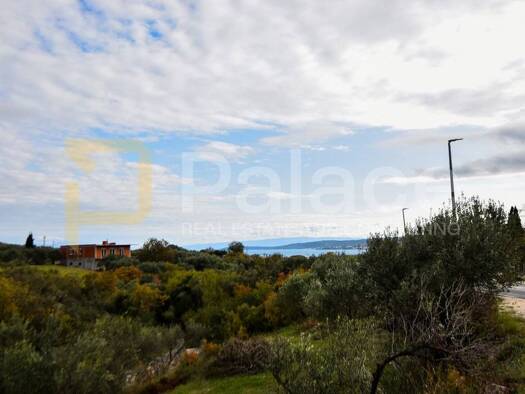 Wohn- und Gewerbegrundstück zum Kauf 260.000 € Trogir 21220