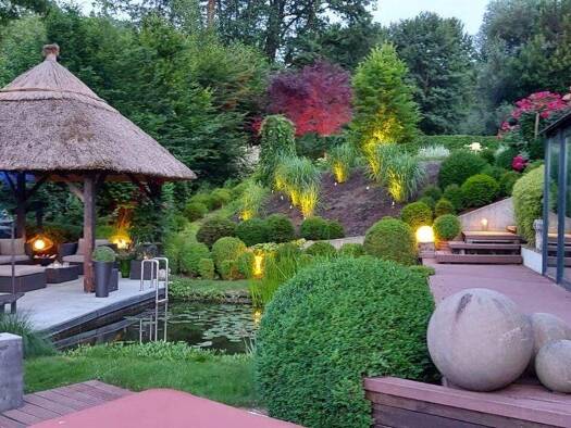 Einfamilienhaus zum Kauf 7 Zimmer 380 m² 2.200 m² Grundstück Jakomini Graz 8042