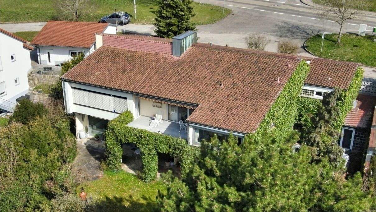 Immobilie in Langenburg - Das Haus der Extraklasse in Langenburg - zeitlose Architektur in Bestlage - Bild 2