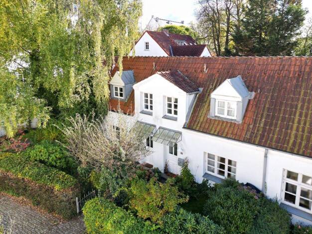 Reihenmittelhaus zum Kauf 897.000 € 4,5 Zimmer 90 m² 116 m² Grundstück Winterhude Hamburg 22299