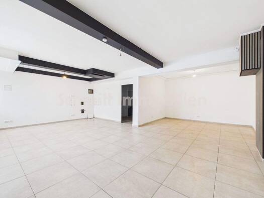 Lagerhalle zur Miete 1.100 € 126 m² Lagerfläche Heimchenweg 3 Unterliederbach Frankfurt am Main 65929