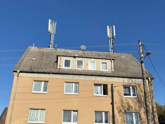 Mehrfamilienhaus zum Kauf 330.000 € 10 Zimmer 249,3 m² 620 m² Grundstück Chemnitzer Straße 27 Mühlau 09241