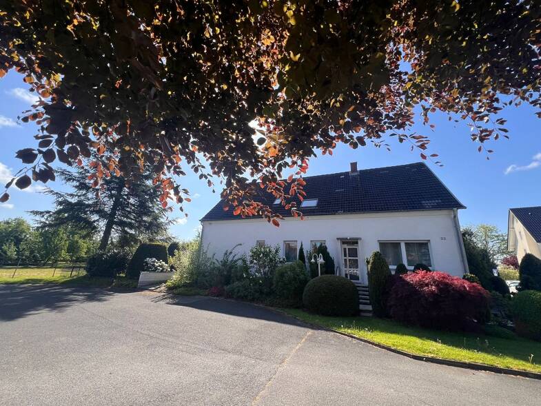 Haus zum Kauf 320.000 € 6 Zimmer 238 m² 830 m² Grundstück frei ab sofort Illingen Welver 59514