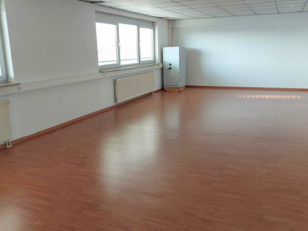 Bürofläche zur Miete 580 € 1 Zimmer 57,3 m² Bürofläche Mainaschaff 63814