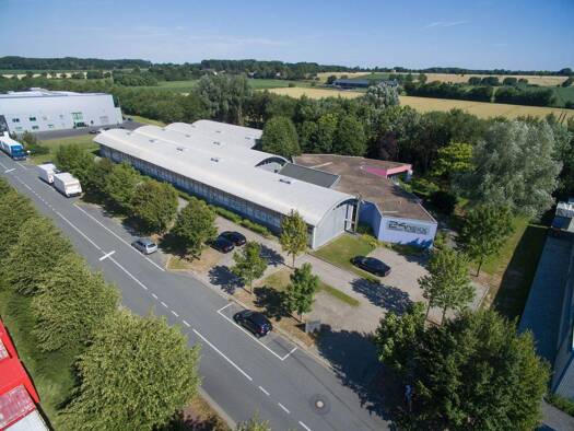 Lagerhalle zur Miete provisionsfrei 2.100 m² Lagerfläche teilbar ab 1.800 m² Siemensstraße 36 Westerbönen Bönen 59199