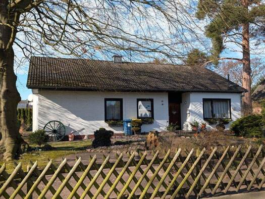 Bungalow zum Kauf 370.000 € 4 Zimmer 113 m² 1.235 m² Grundstück frei ab sofort Rehagen Ammersbek 22949