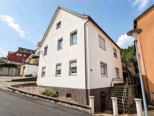 Mehrfamilienhaus zum Kauf 79.000 € 6 Zimmer 180 m² 278 m² Grundstück Mönchröden Rödental 96472
