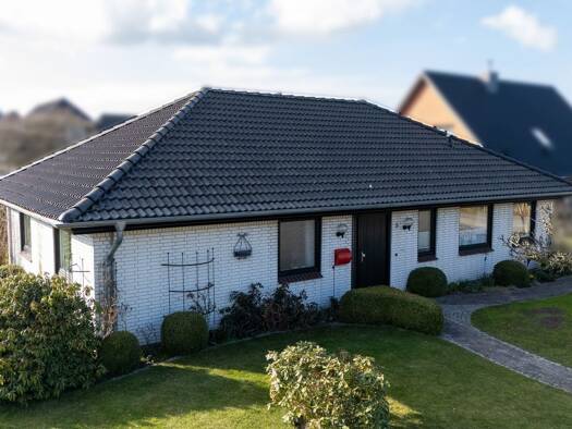 Bungalow zum Kauf 389.000 € 4 Zimmer 125 m² 686 m² Grundstück Mildstedt 25866