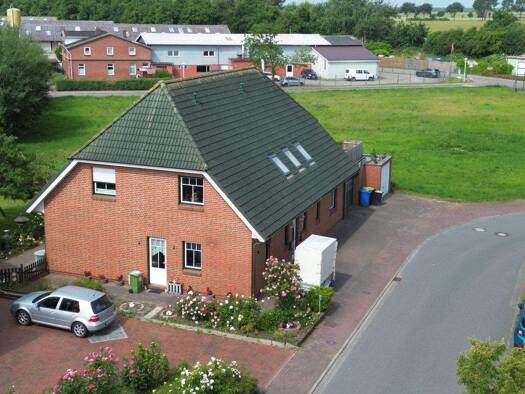 Einfamilienhaus zum Kauf 499.000 € 7 Zimmer 255 m² 744 m² Grundstück Büsum 25761