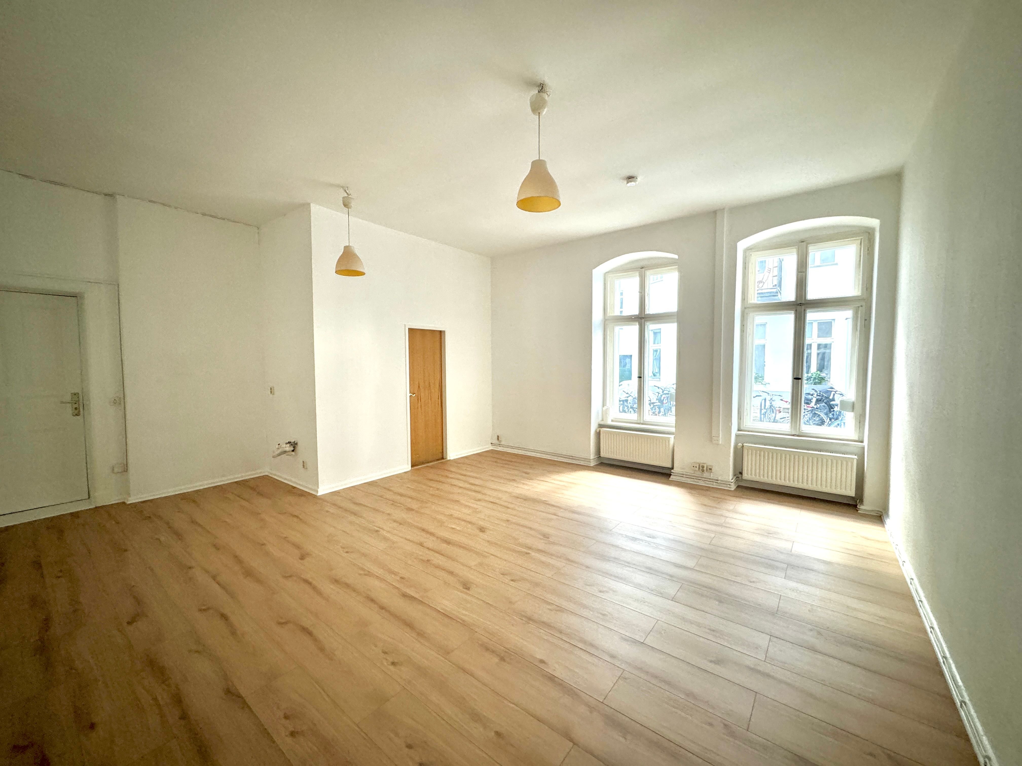 Studio zum Kauf 198.000 € 1 Zimmer 35 m²<br/>Wohnfläche EG<br/>Geschoss ab sofort<br/>Verfügbarkeit Schönfließer Straße 5 Prenzlauer Berg Berlin 10439