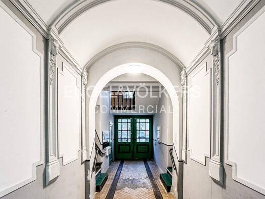 Sonstiges zum Kauf als Kapitalanlage geeignet 1.700.000 € 823,5 m² 965 m² Grundstück Oranienburg 16515