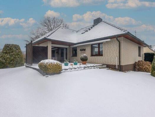 Einfamilienhaus zum Kauf 650.000 € 5 Zimmer 145 m² 855 m² Grundstück frei ab 01.05.2026 Lurup Hamburg-Lurup 22547