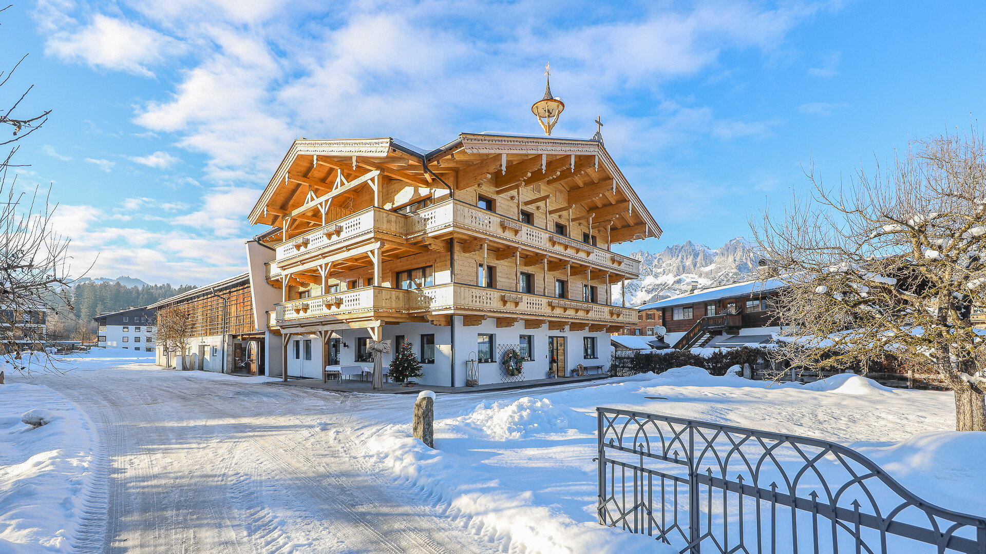 Wohnung zur Miete 2.500 € 2 Zimmer 59,9 m²<br/>Wohnfläche Oberndorf in Tirol 6372