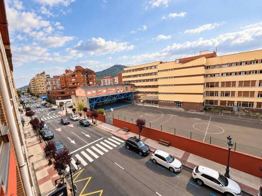 Wohnung zum Kauf 320.000 € 3 Zimmer 90 m² 3. Geschoss Oviedo 33013