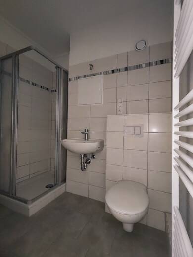 Wohnung zur Miete - Erstbezug 355 € 2 Zimmer 54 m² 2. Geschoss Stecknadelallee 6 Grimma Grimma 04668
