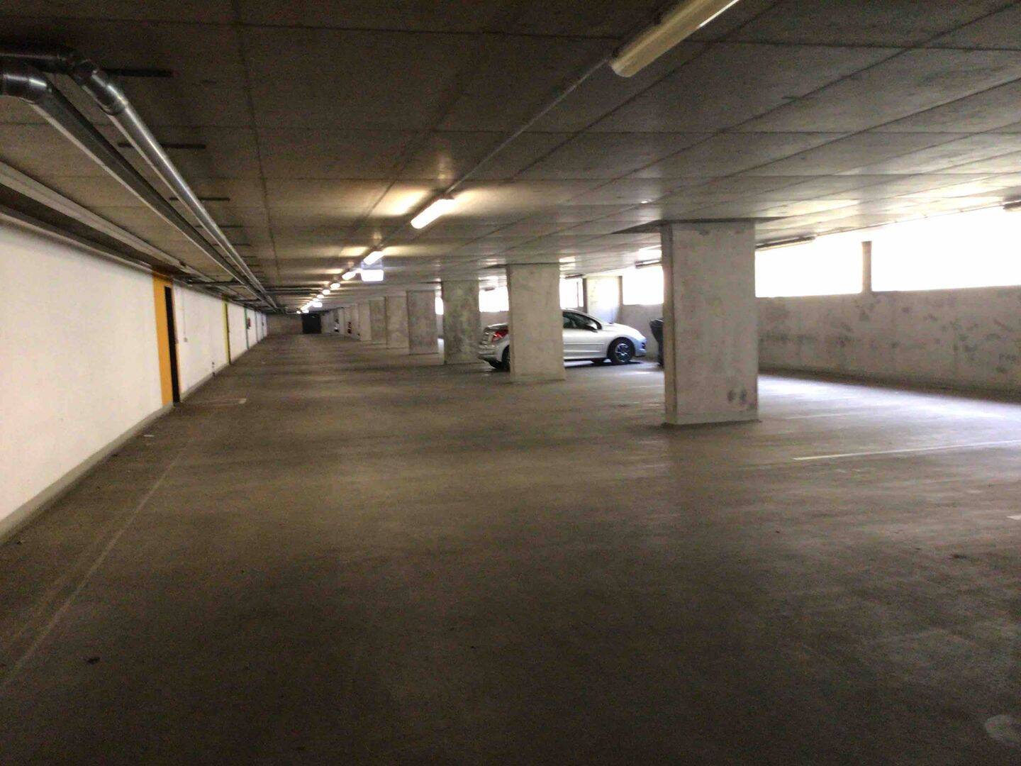 Tiefgaragenstellplatz zur Miete - Ansicht 5