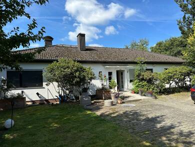 Haus zum Kauf als Kapitalanlage geeignet 520.000 € 10 Zimmer 360 m² 1.553 m² Grundstück Brombach Schmitten 61389