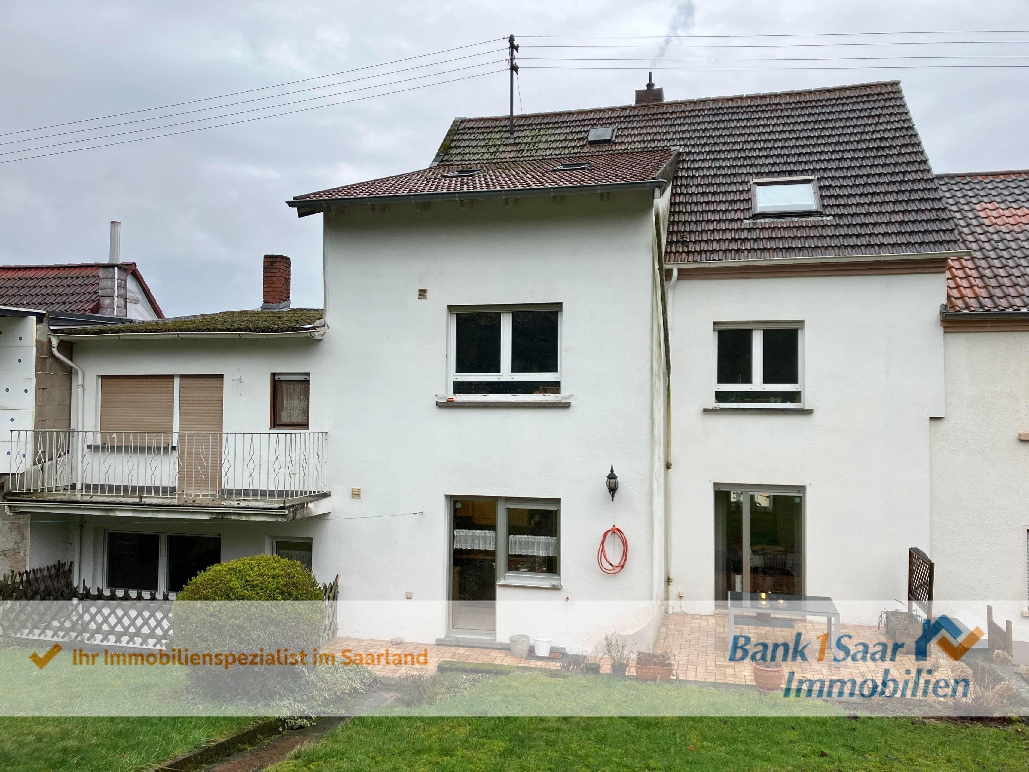 Reihenmittelhaus zum Kauf provisionsfrei 159.000 € 11 Zimmer 300 m²<br/>Wohnfläche 465 m²<br/>Grundstück Urexweiler Marpingen, Urexweiler 66646