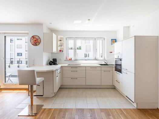 Wohnung zum Kauf 540.000 € 3 Zimmer 77,2 m² 5. Geschoss Lohhof Unterschleißheim 85716